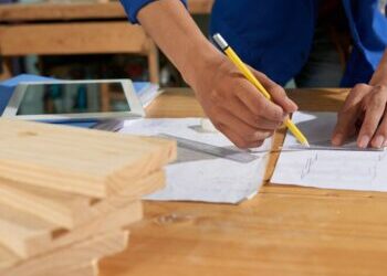 Upravljanje procesima i projektima u proizvodnji namještaja